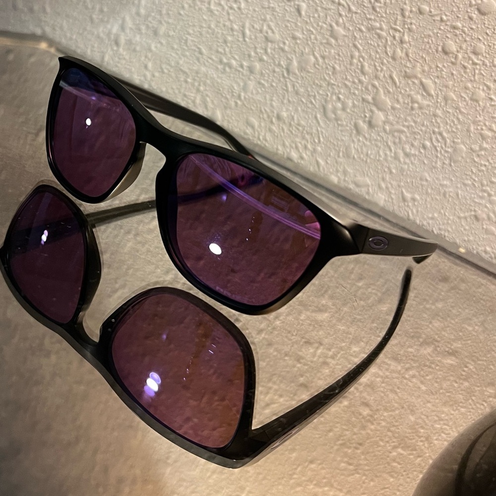 Purple women Oakley’s